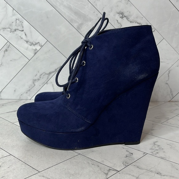 NWT GBG Los Angeles Blue Aheela Wedge Heel Shoe Size 8M - Picture 4 of 9